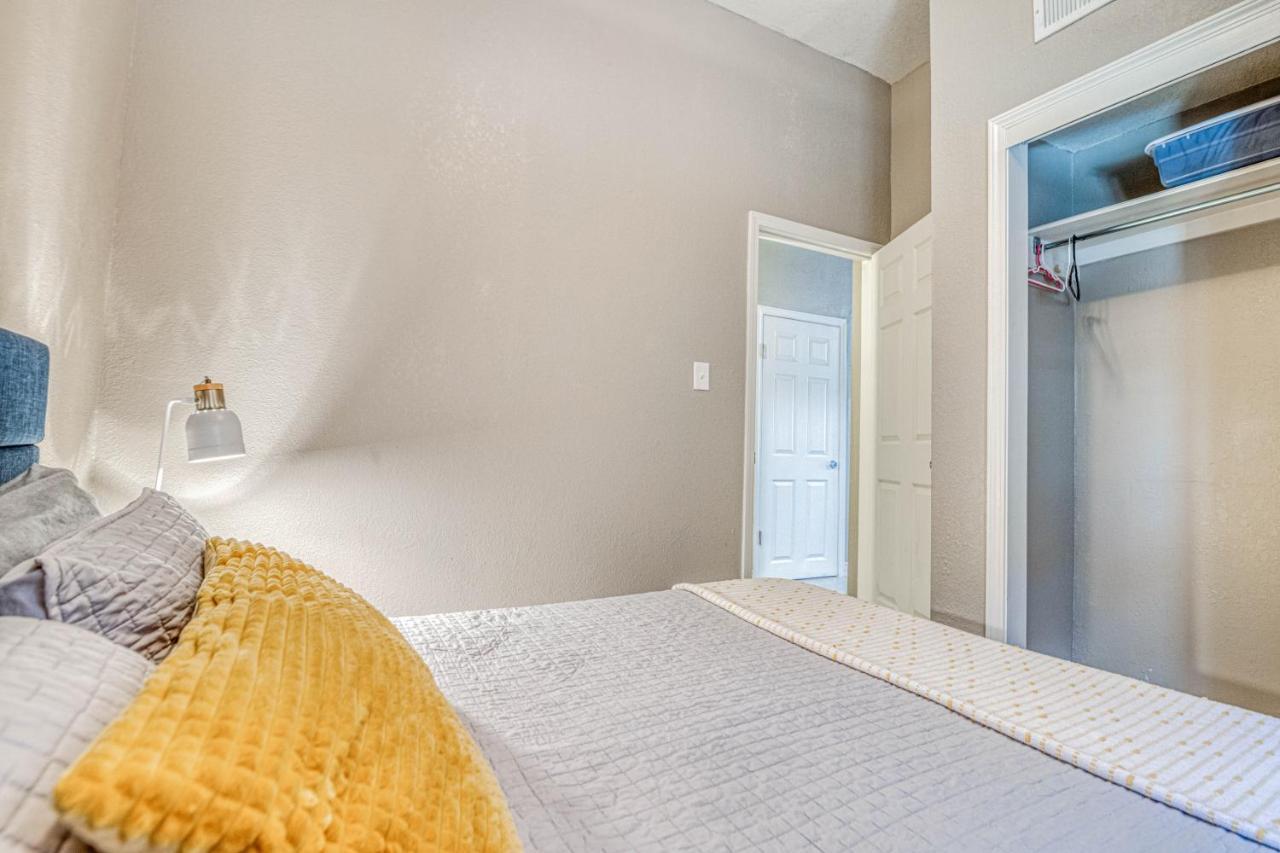 Close To All, Restful Duplex A In Downtown, Utep, Hospitals